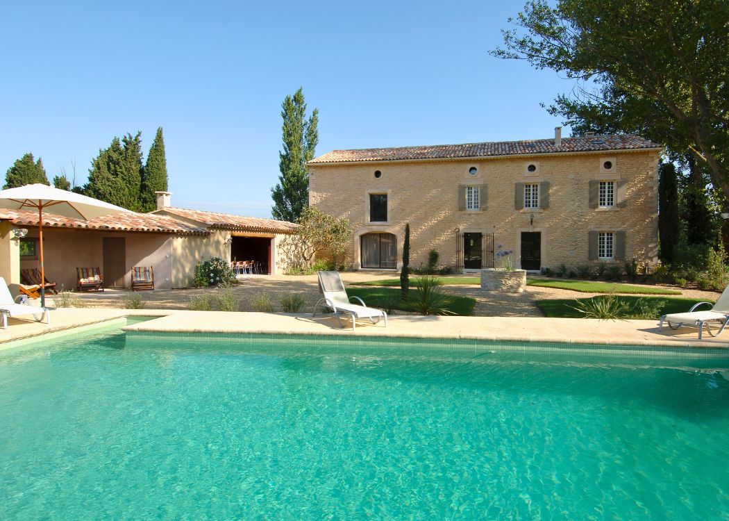 Piscine Cristalline au Mas Molière à Robion Lubéron